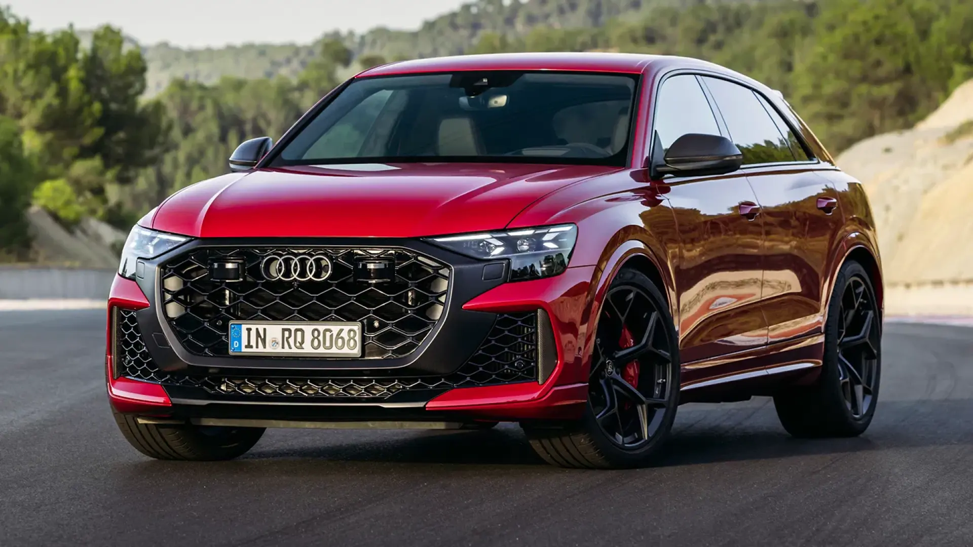 Audi RS Q8 quattro 2024